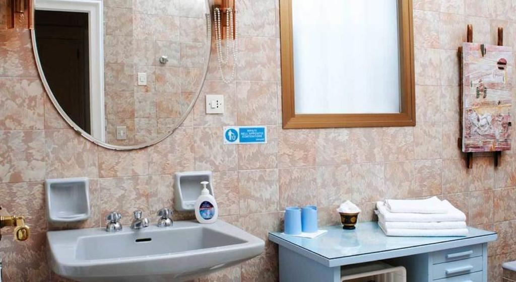 B&B Martini Флоренция Номер фото